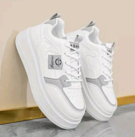 New | Size CN40 Women's Platform Sneakers