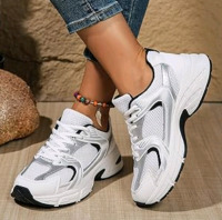 New | Size CN40 Women's Lace Up Sneakers