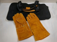 New Gloves for Firepits and BBQ with Wood Carrying Tote