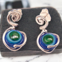 925 Sterling Silver Hagit Gorali Lampwork Glass Pierced Earrings Beautiful Swirls Stamped Sterling Approximately 1 Inch Drop. See description for more