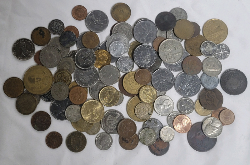 World Coin & Token Lot . Canada , USA , Mexico , Cuba , Great Britain , Spain plus more