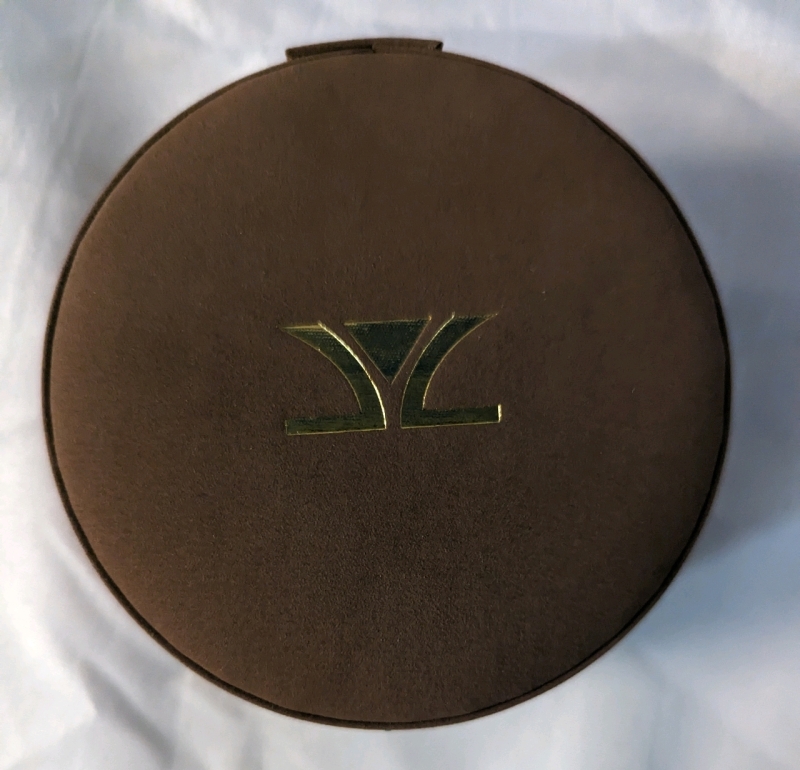New Le Vian Small Zippered Jewelery Box.