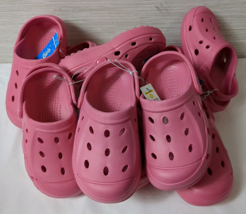 5 New Girls M/L Croc-like Sandals