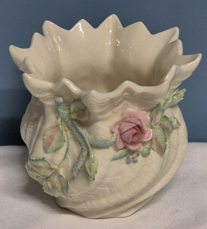 STUNNING BELLEEK Vase Ireland 3.75" Tall