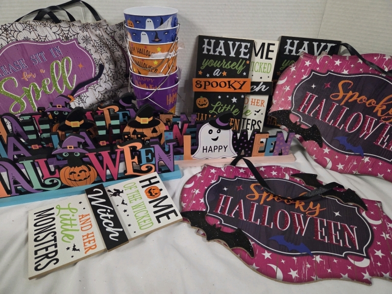 20+ Halloween Decor Lot | Includes Buckets, Tabletop Signs & Wall Signs | Largest Item Measures 13"