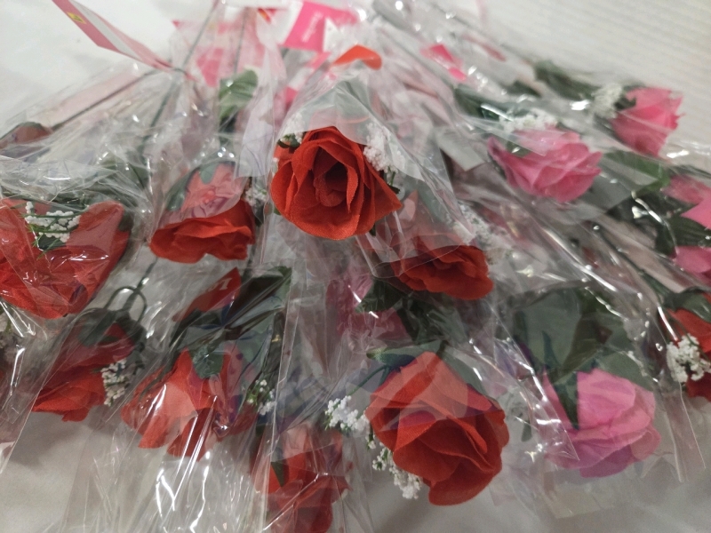 20+ New | Faux Roses | Ea. Measure 14"