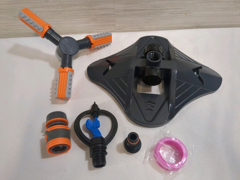 New Lawn/Garden Sprinkler with Attachments and Silicone Tape 11x9 Inches