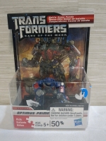 New Optimus Prime Transformers Dark of the Moon Battle Scene Puzzle & Figure
