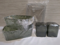 New Plastic Organization Trays/Containers Approx 6 to 10 Inches in size.