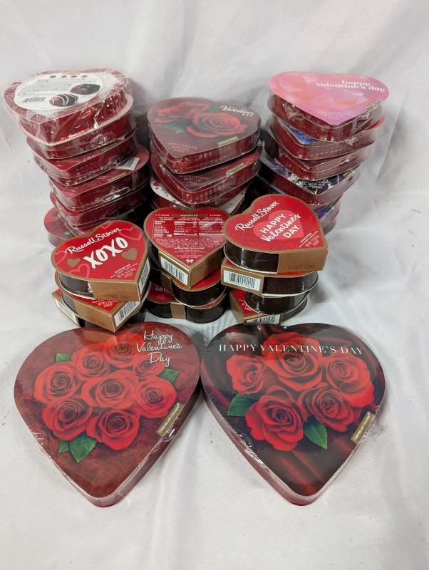 32 New Boxes of Chocolate (91g, 43g & 88g) Earliest Best Before June/01/2026