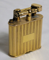 Vintage Dunhill " Unique " Rollalite Lift-Arm Lighter . Strike Wheel is Loose .