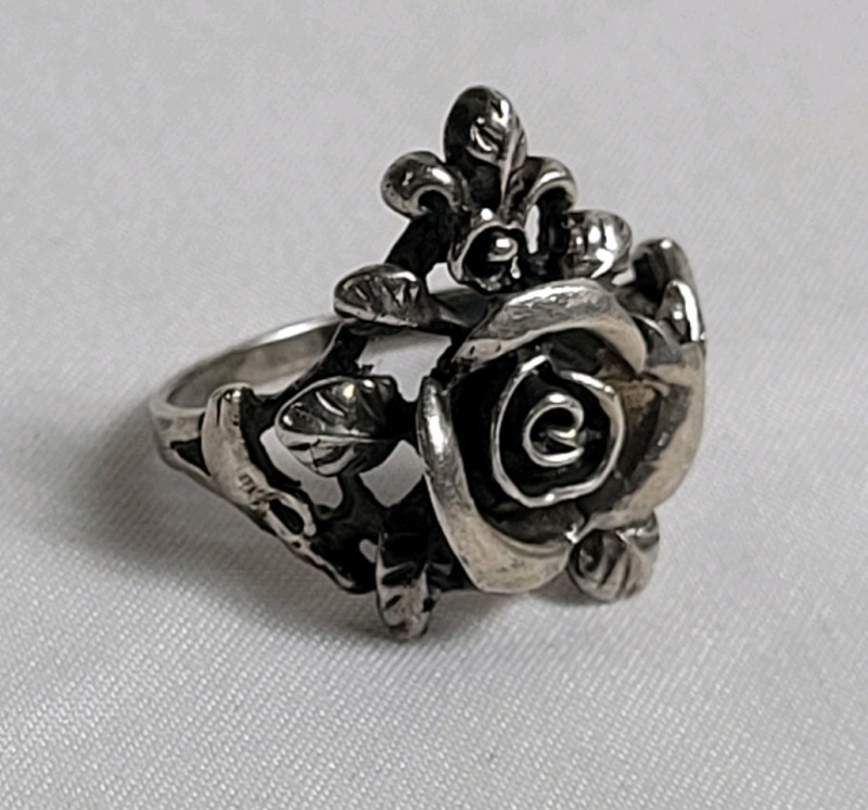 925 Silver Rose Flower Ladies Ring , Size 8