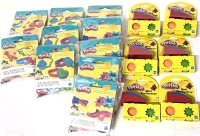 16 New PLAY-DOH : 5&times; Night Sky Shapes, 3&times; Sweet Shapes, 1&times; Fruit Shapes, 1&times; Animal Shapes, 6&times; Mini Fun Factories