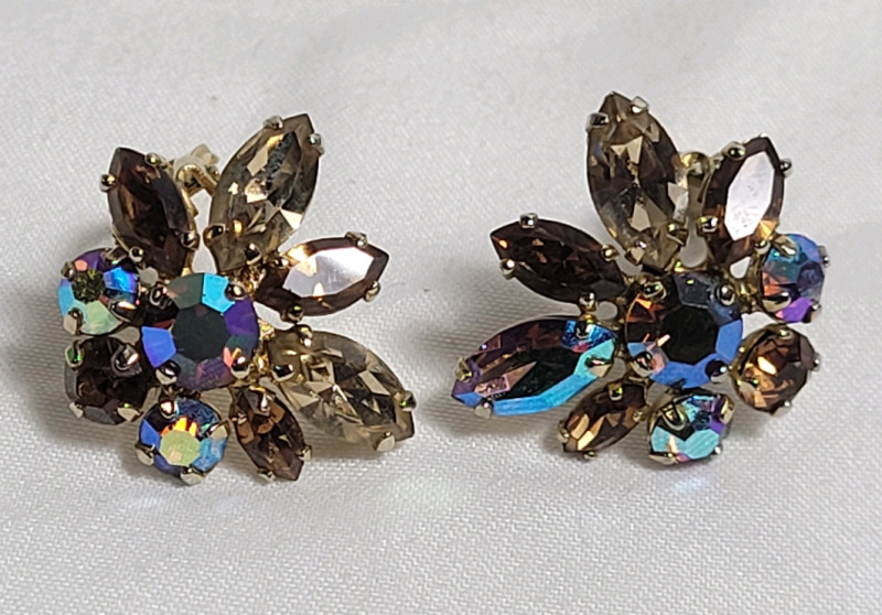 Vintage Sherman Earing Set - Clip Style . Signed on Back