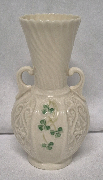 BELLEEK IRELAND Vase 6"