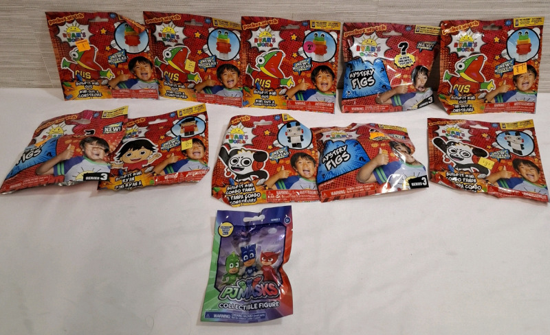 10 New Ryan's World Build-It Mini Ryan Toys & 1 New Pjmasks Collectible Figure