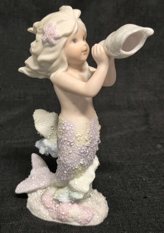 Enesco 1993 Coral Kingdom Mermaid ARIA 6" Tall Shimmer Stone Figurine 533041