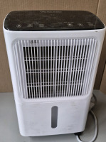 Vegagaso Dehumidifier on Wheels 8 Pint Capacity Model VG380 - Powers Up