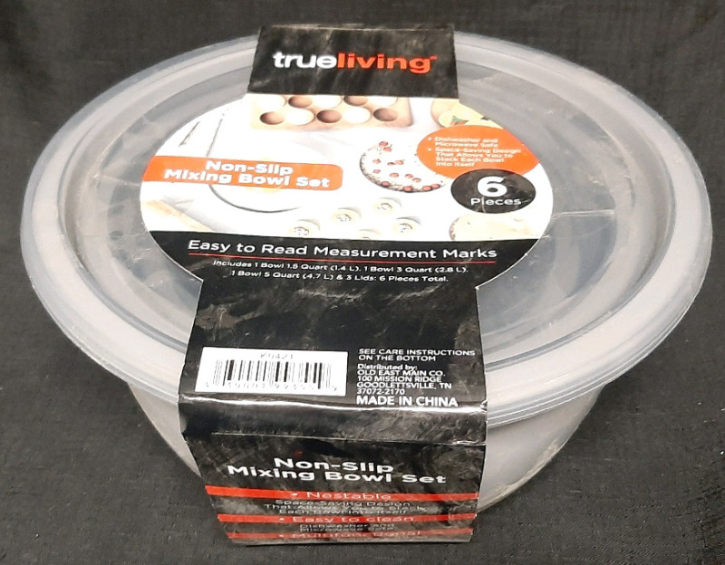 New TrueLiving Non-Slip Mixing Bowl Set (Dimensions for Pieces Shown in Gallery, Product has some Dirt, Does Not Impact Product)