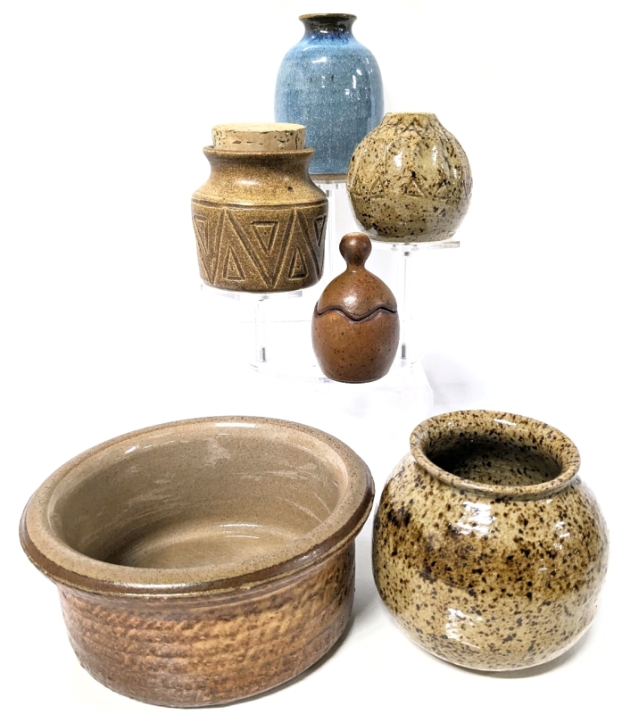 5 Pieces Signed +1 Handmade Stoneware & Ceramic Pottery : Bowl, Vases, Jars - Bowl 6.25" Diameter &times; 3" Tall