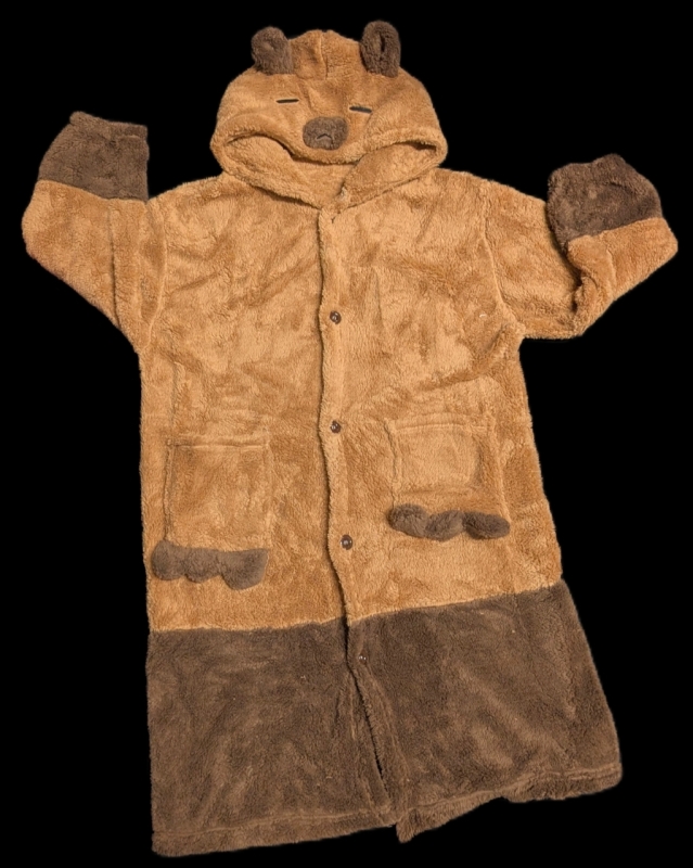 Adorable New Size Large Women's Plush Long Capybara Housecoat / Pajama Sweater Top With Hood
