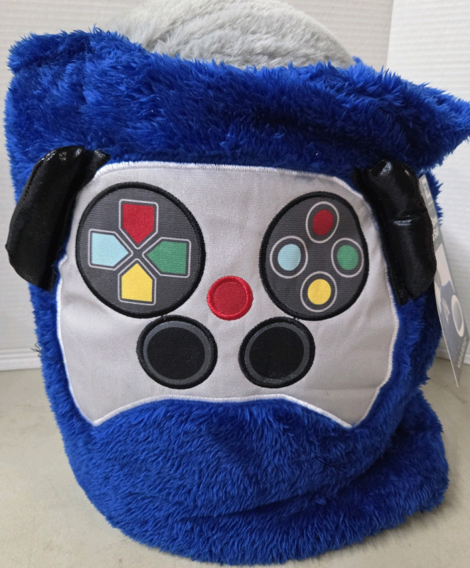 New | Gamer Squishy Pillow and Throw Set | 9" x 10" Pillow & 40" x 50" Throw