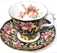 ROYAL ALBERT Provincial Flowers Teacup & Saucer : Prairie Lily 1975 - Rings True