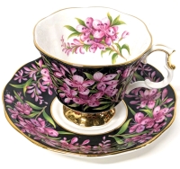 ROYAL ALBERT Provincial Flowers Teacup & Saucer : Fireweed 1975 - Rings True