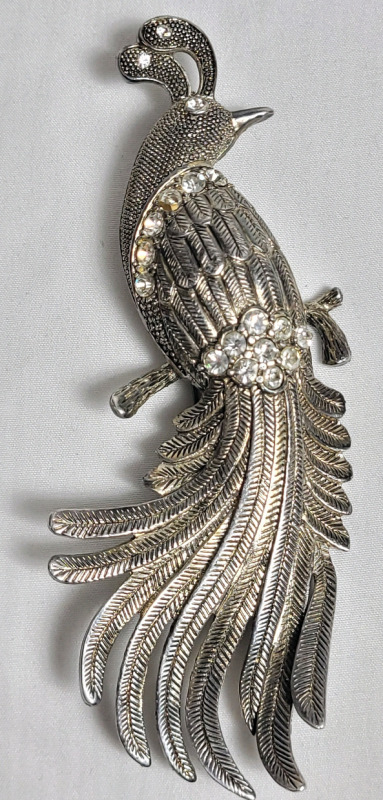 Stunning Rhinestone Partridge BIRD Large Textured PIN Brooch . Measures 5" . Unsigned, one stone is loose