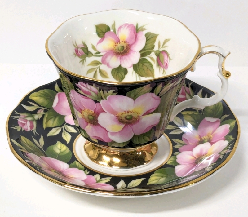 ROYAL ALBERT Provincial Flowers Teacup & Saucer : Alberta Rose 1975 - Rings True