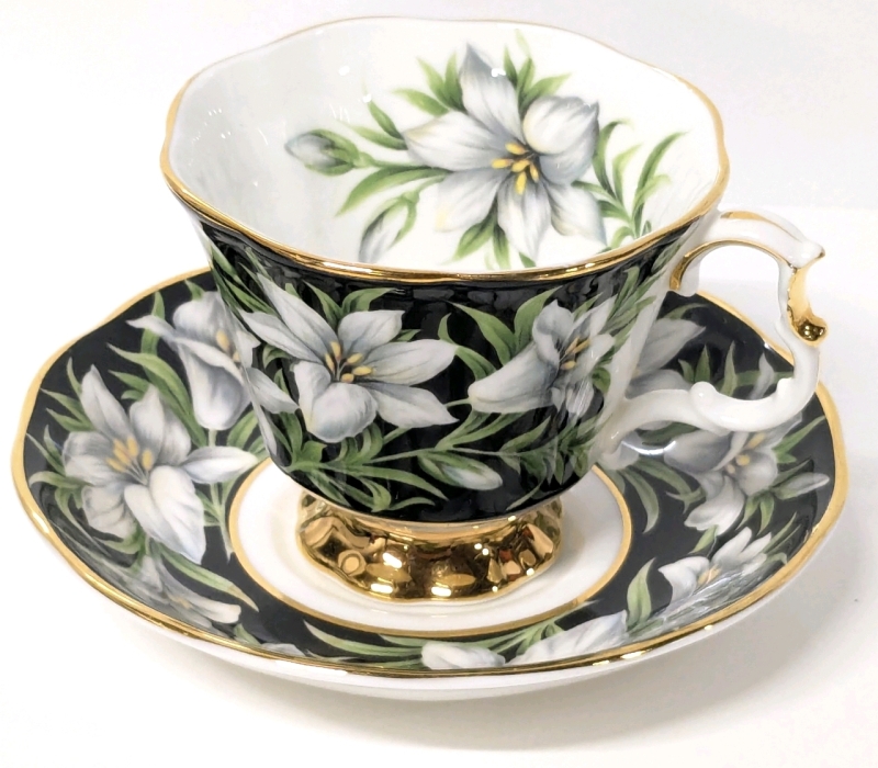 ROYAL ALBERT Provincial Flowers Teacup & Saucer : Madonna Lily 1975 - Small Crack in Base of Cup, Still Rings True