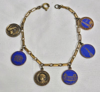 Vintage 1939 New York World's Fair Charm Bracelet . Measures