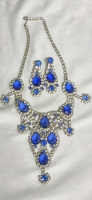Stunning Vintage Necklace & Clip On Earring Set