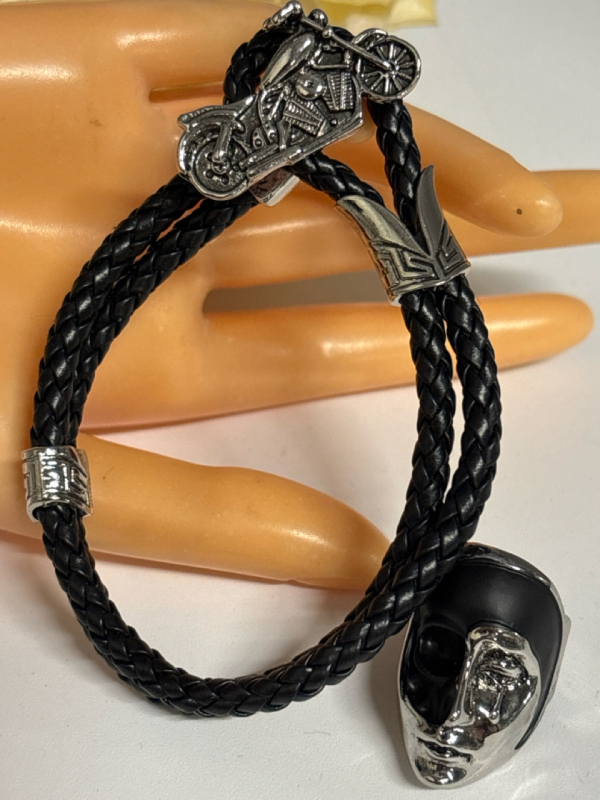 Leather Two Braided Band Bracelet Distressed Motorcycle Two Colour Crying Skull Ring size 6 Expandable see description