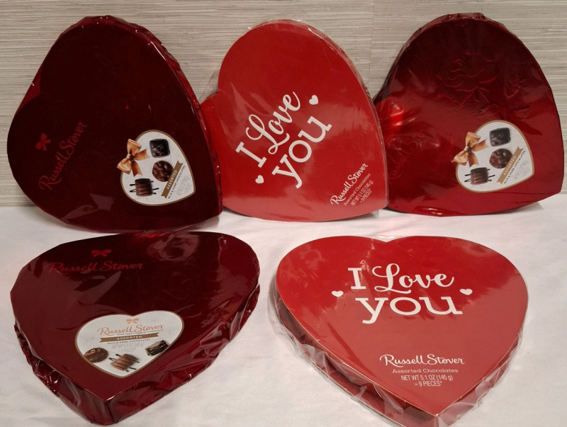 5 New Russell Stover Chocolate Boxes | Packet Measures- 9" X 9.5" | Net WT 145g with 9pcs Chocolates per box | Earliest Best Before Date- 1 June 2025