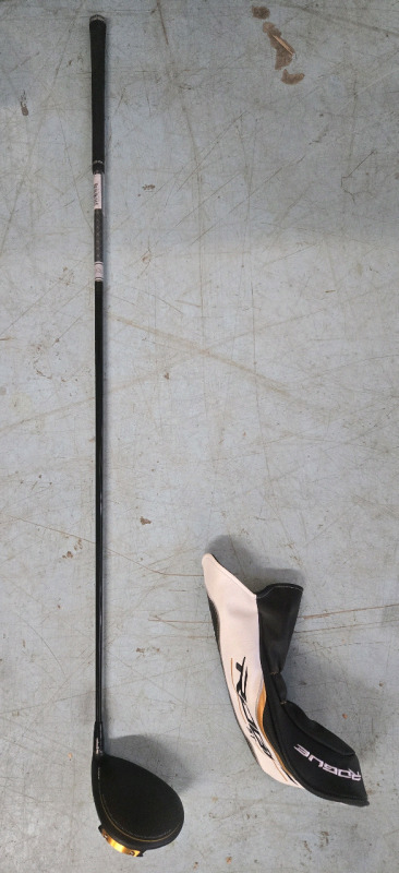 Callaway Rouge ST Driver Max LS W/ Writing On Club Face| 46" Tall