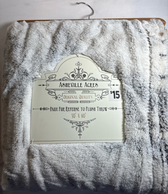 New Asheville Acres Faux Fur Referse to Plush Throw measures 50"*60"