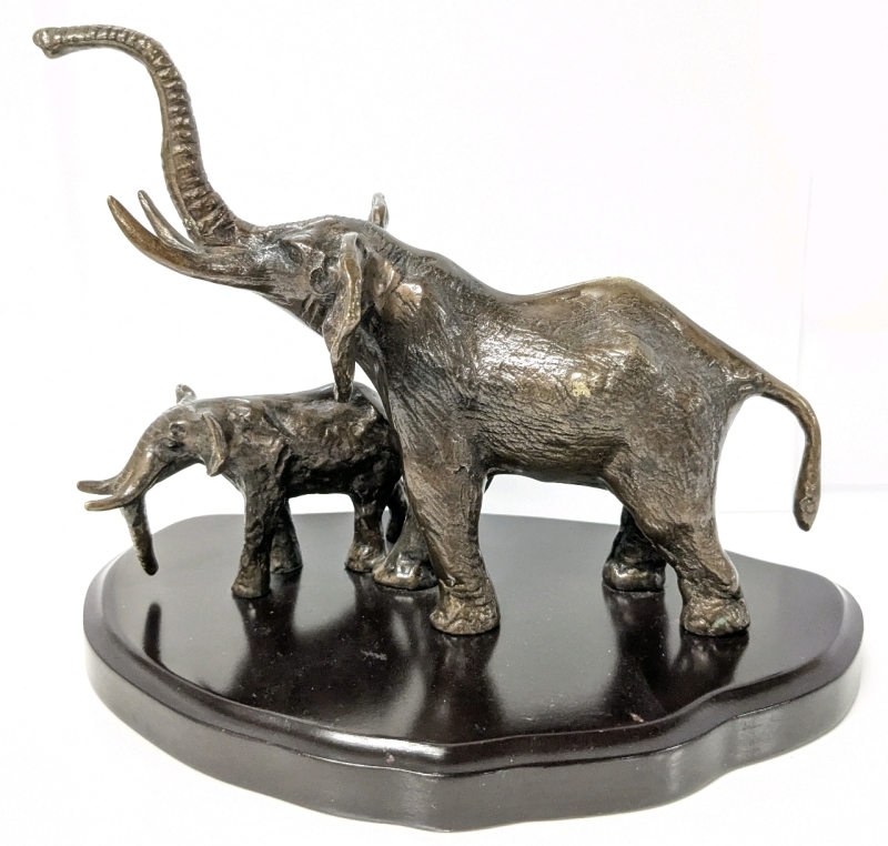 Double Elephant Bronze Statue on Base - 9.5" &times; 6.5" &times; 7.5" Tall