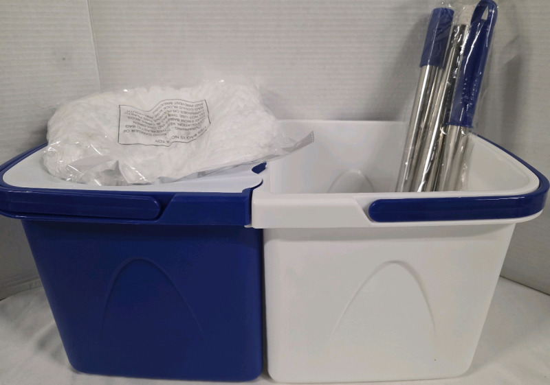 New | 18" x 9" x 10" Compact Mop kit | Includes Mop Handle, Mop Head & Compactable Mop Bucket