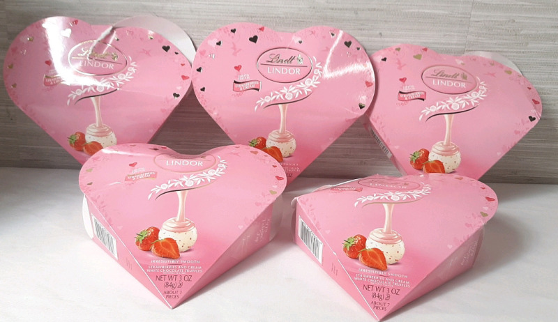 5 New Boxes of Lindt Lindor Strawberries & Cream White Chocolate Truffles (84g each, Best Before August 30th 2026)