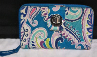 VERA BRADLEY Quilted Wallet - Great Condition 8 by 5"