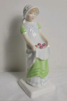 Royal Doulton " EDITH " Figurine HN 2957 , measures 5.5" tall . Retired 1985 . No chips or cracks