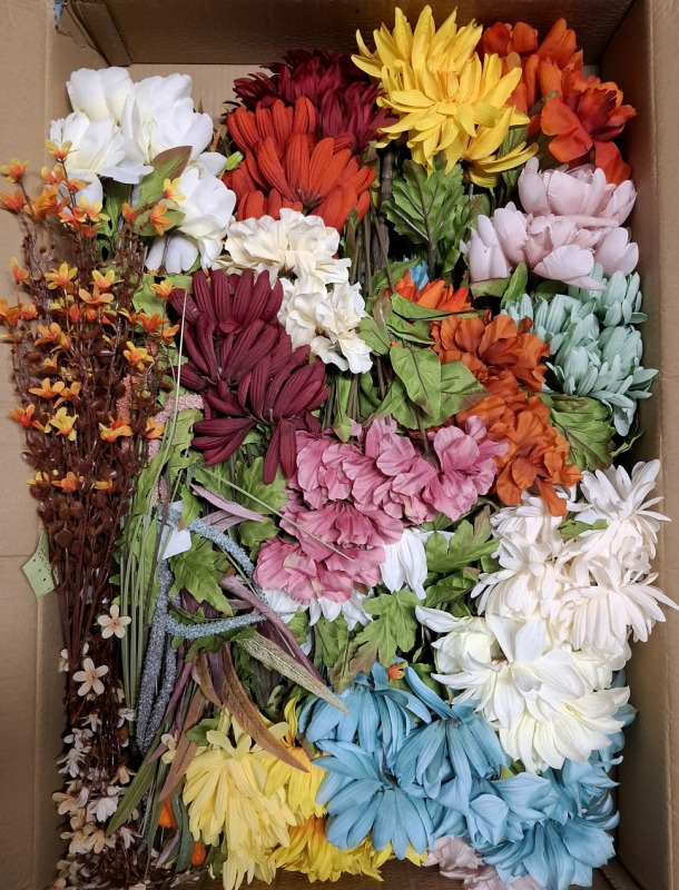 45+ New | Artistry Designs Faux Flowers & Stems | * Retails $120+ *