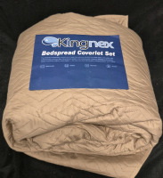 As New sz King Kingnex Bedspread Coverlet Set - One Coverlet and 2 Shams