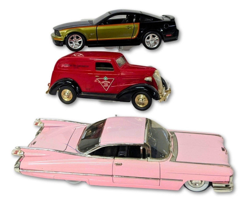 3 Diecast Metal Model Cars : Canadian Tire '37 Chevy Limited Edition, 2008 MAISTO Need for Speed 2006 Ford Mustang GT 1:24 Scale, Jada Toys1:24 1959 Cadillac DeVille