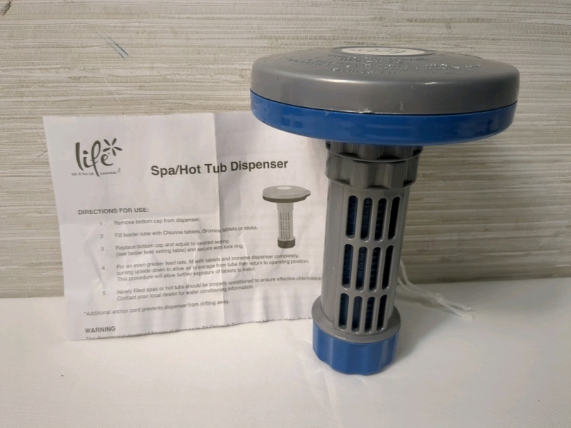 New Spa/Hot Tub Floating Chemical Dispenser