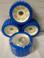 New 4pcs 4.3 Inch Wide Boat Trailer Universal Wobble Roller Wheel Kit with 8 Washers<br/>