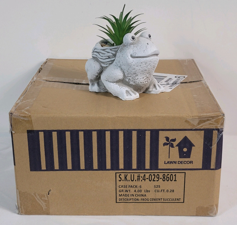 6 New Cement Frog Garden Art / Home Decor Figures . Measures 4.5"&times;4"