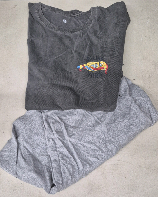 2 New sz Large & 2XL T-shirt and Shorts