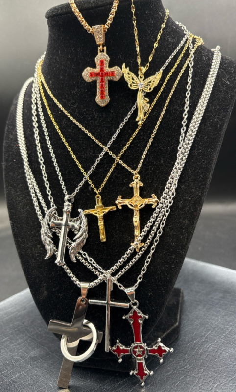 8 New Fashion Chain